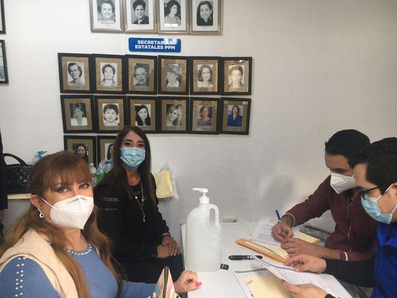 Se preregistra diana loya por el distrito 21 con el pan