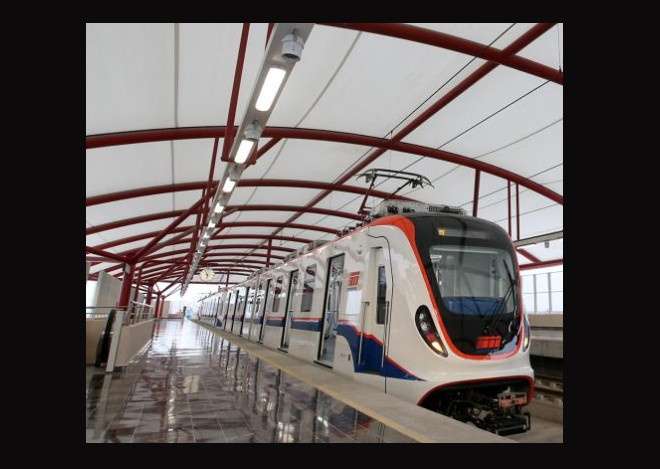 Suspenden servicio del metro por intensa lluvia en monterrey