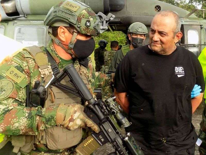 Colombia planea extraditar a eu a otoniel líder de clan del golfo
