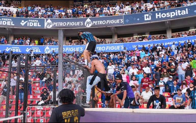 Giran 26 órdenes de aprehensión tras riña en estadio