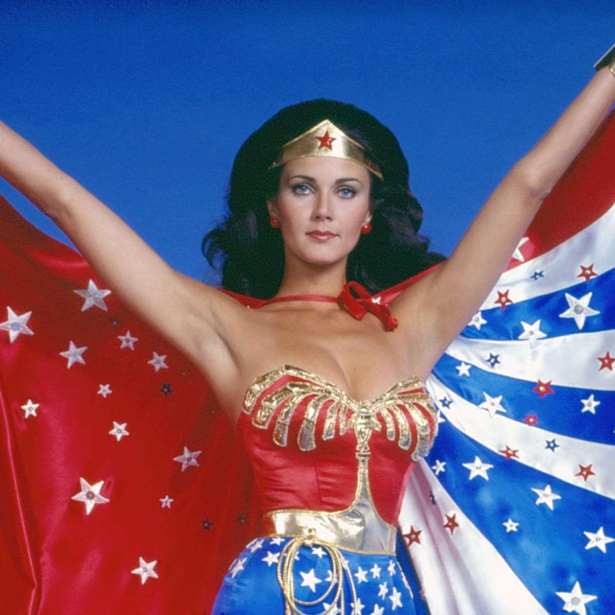 La mujer maravillla, lynda carter, con raíces chihuahuenses