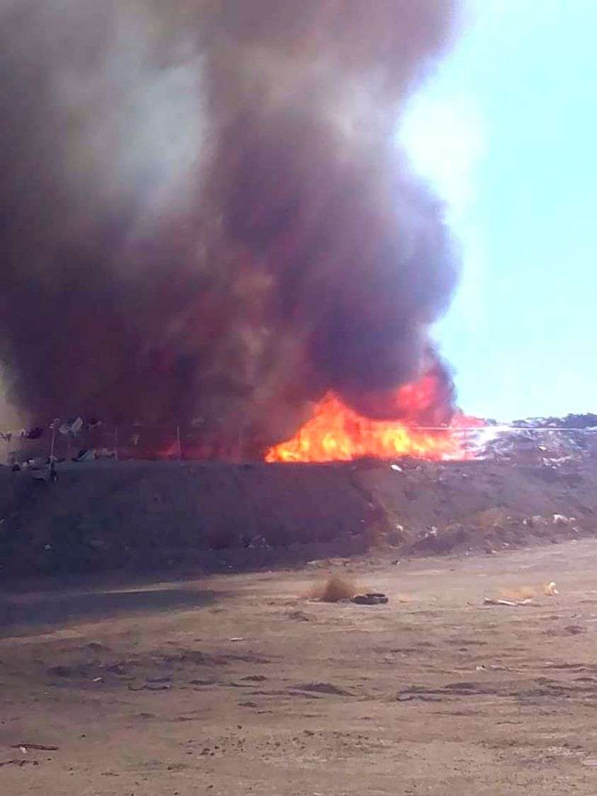 Arde nuevamente el relleno sanitario