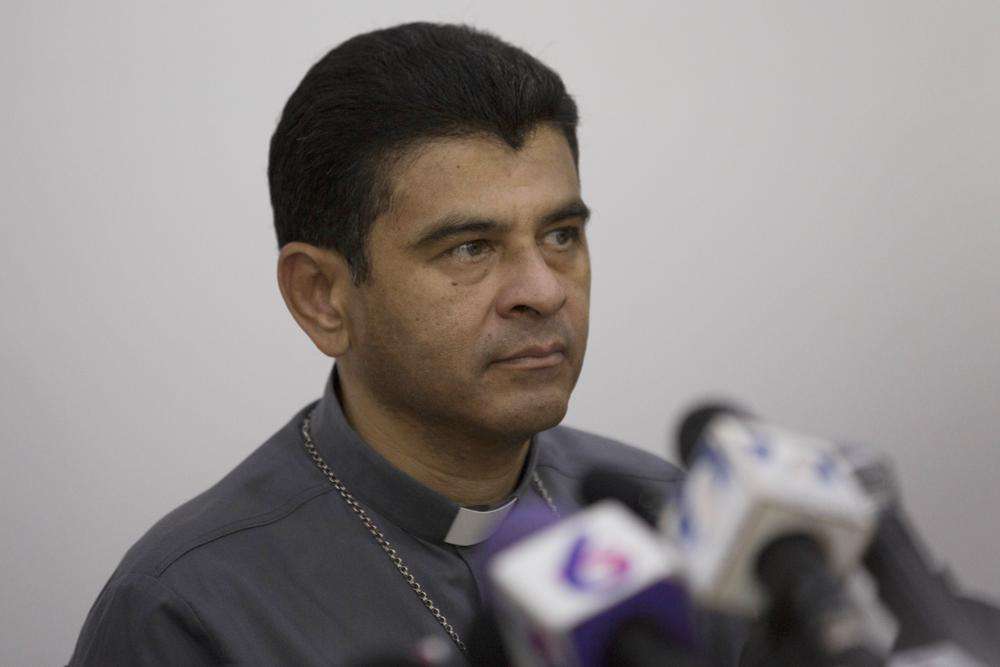 Protesta obispo nicaragüense con ayuno por persecución policial