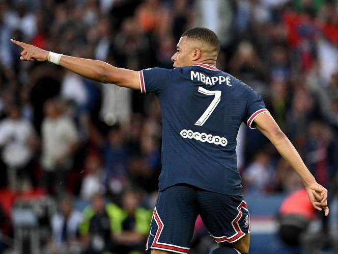 Kylian mbappé celebra su renovación con hat trick y triunfo