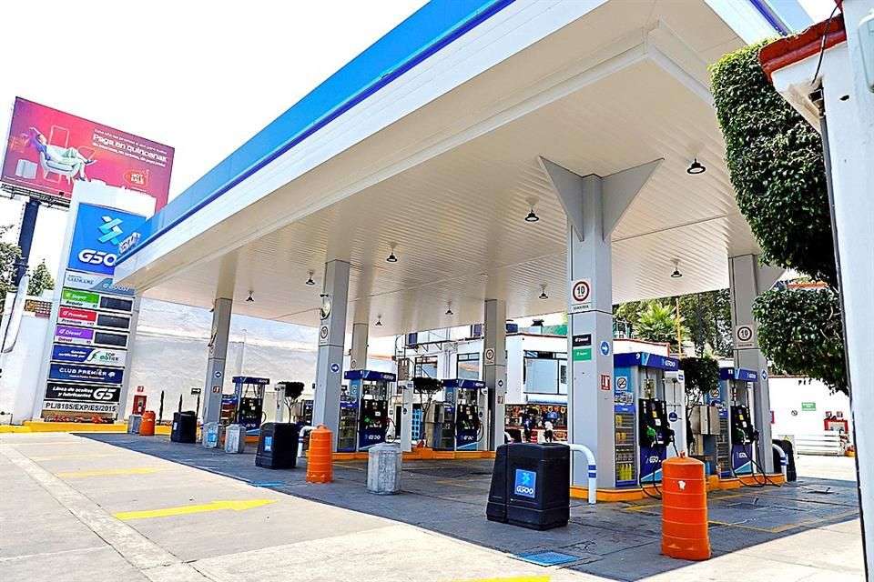 Complica pemex abasto de gasolina