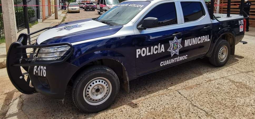 Roban vehículo afuera de alsuper en cuauhtémoc