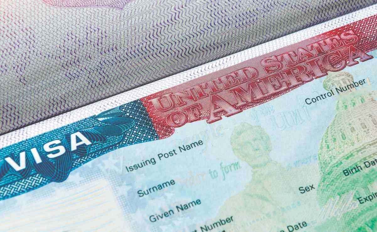 Revela cónsul qué hacer
para que te den la visa 