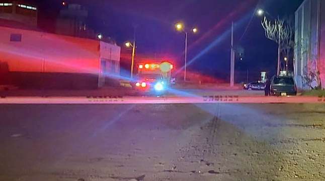Hallan a mujer encobijada a espaldas de Alsuper Pacheco