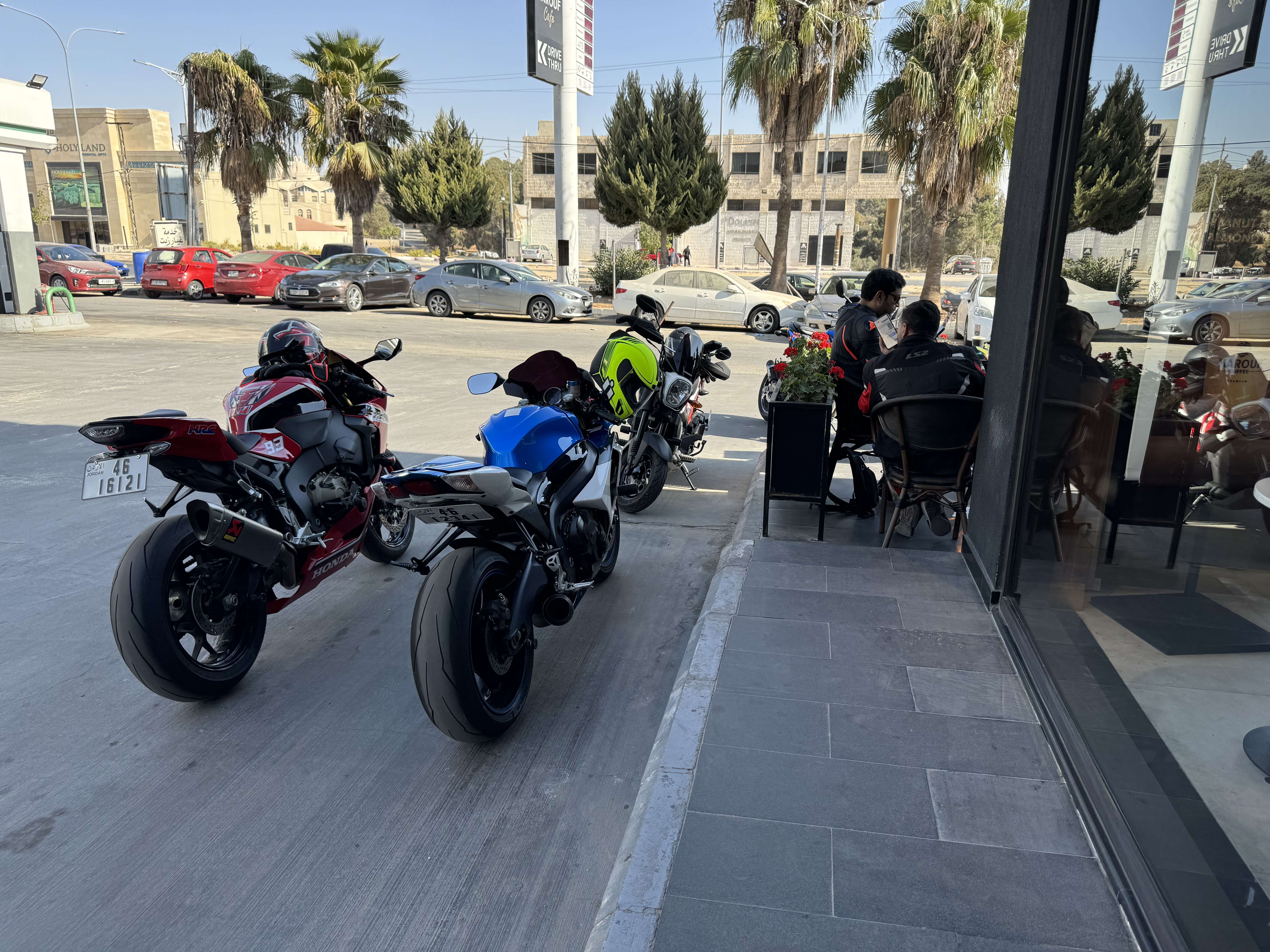 Shoppers jordanos