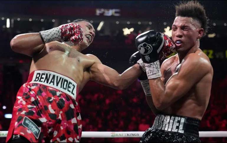 Supera Benavidez a Morrell por decisión unánime