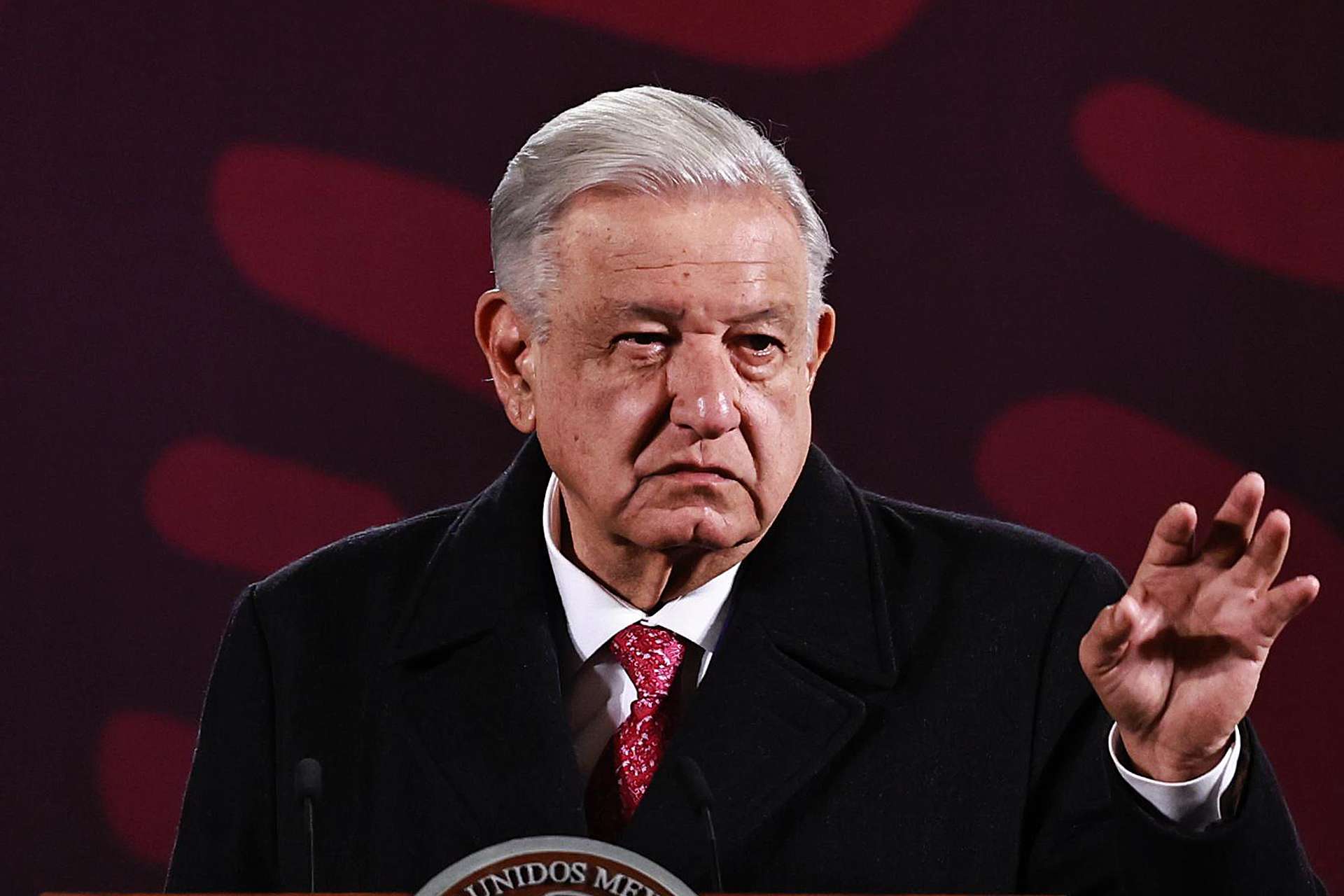 Asegura Pedro Ferriz que Amlo se refugia en Cuba