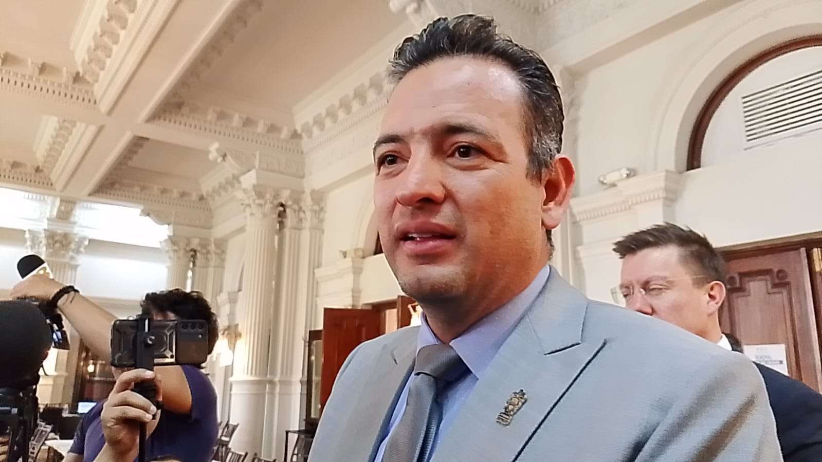 Cuestiona Bonilla propuesta de Congreso sobre relleno sanitario