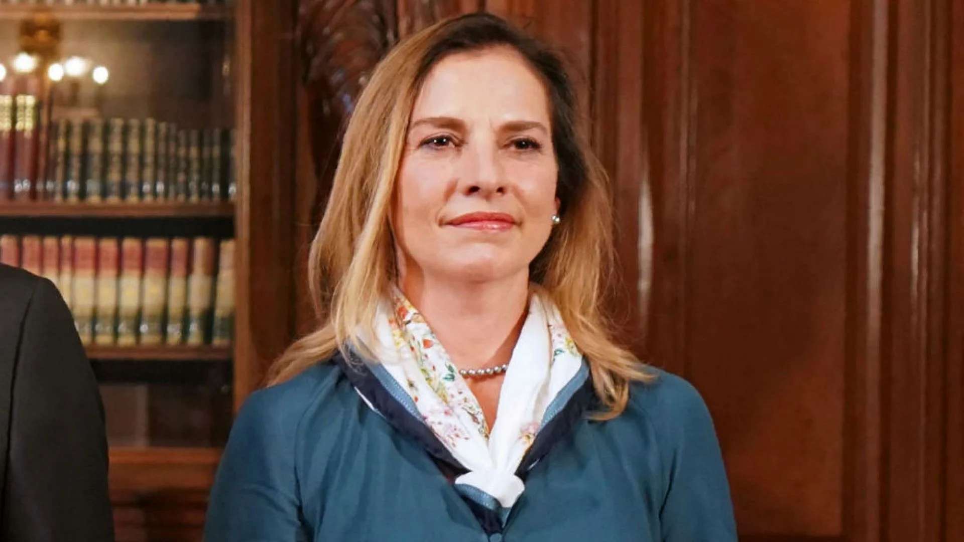 Solicita esposa de Amlo nacionalidad española