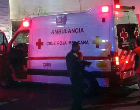 Lo balea el ex de la mujer que lo acompañaba