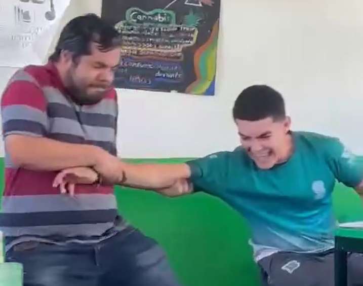 Agreden a profesor autista en el plantel 8 del Cobach