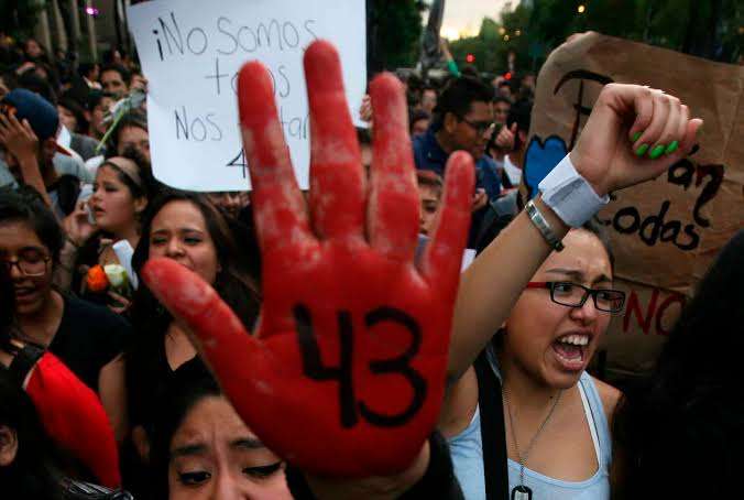 Alistan padres de los 43 de Ayotzinapa reunión con Sheinbaum