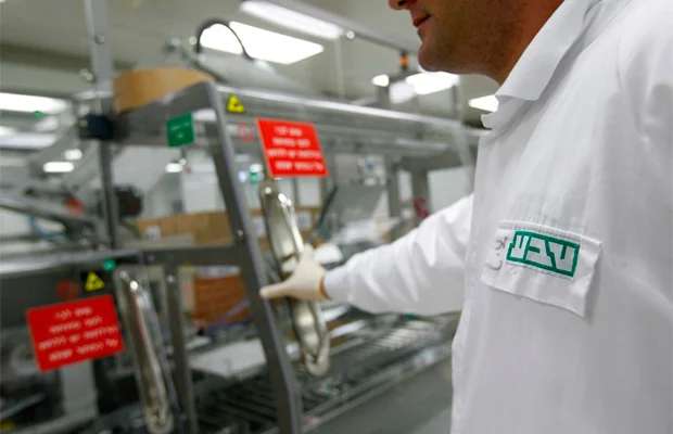 Publican decreto para impulsar industria farmacéutica nacional