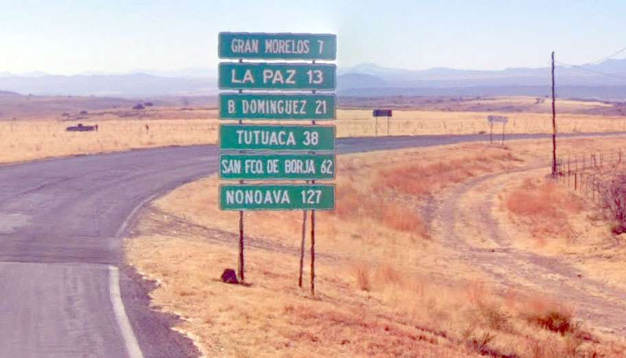 Se desbarranca troca en carretera a Nonoava; hay 2 muertos y 4 lesionados