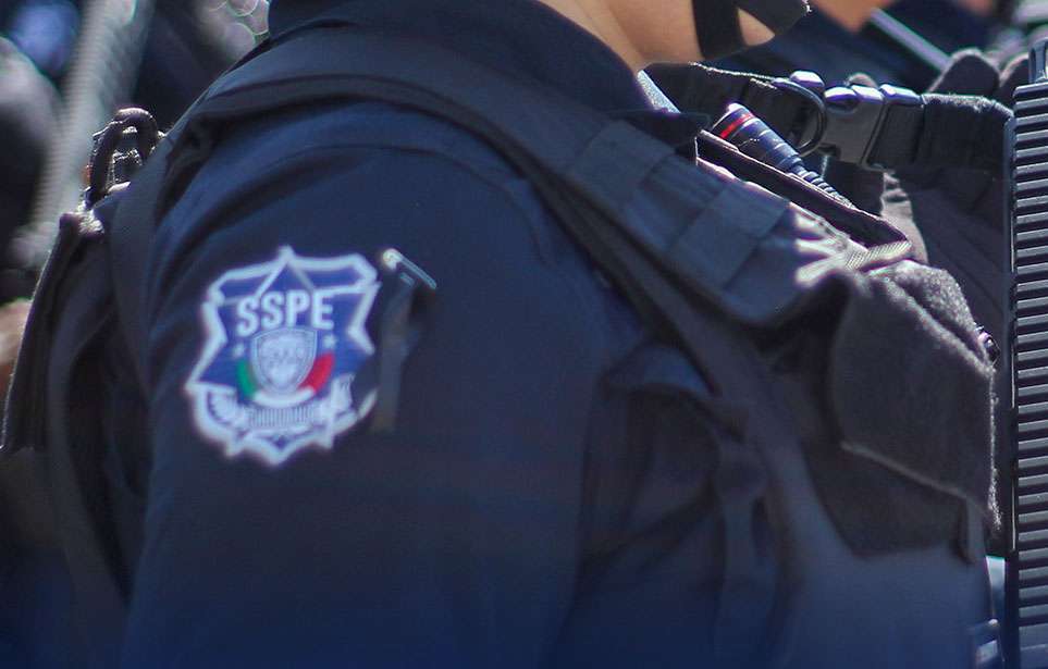 Detienen municipales a estatal por riña y portar arma sin autorización