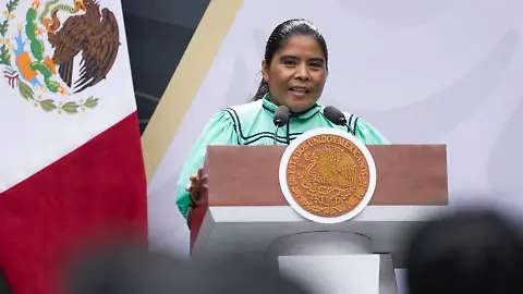 Hace historia Lorena Ramírez al ganar el Premio Nacional del Deporte