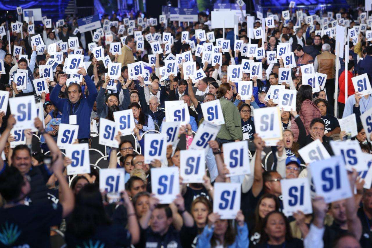 Sepulta el PAN las designaciones; aprueban reforma a estatutos