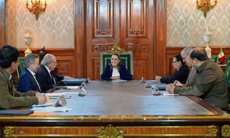 Analiza Comisión 400 ideas para formular reforma electoral