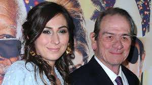 Hallan muerta a Victoria Jones, hija del actor y director Tommy Lee