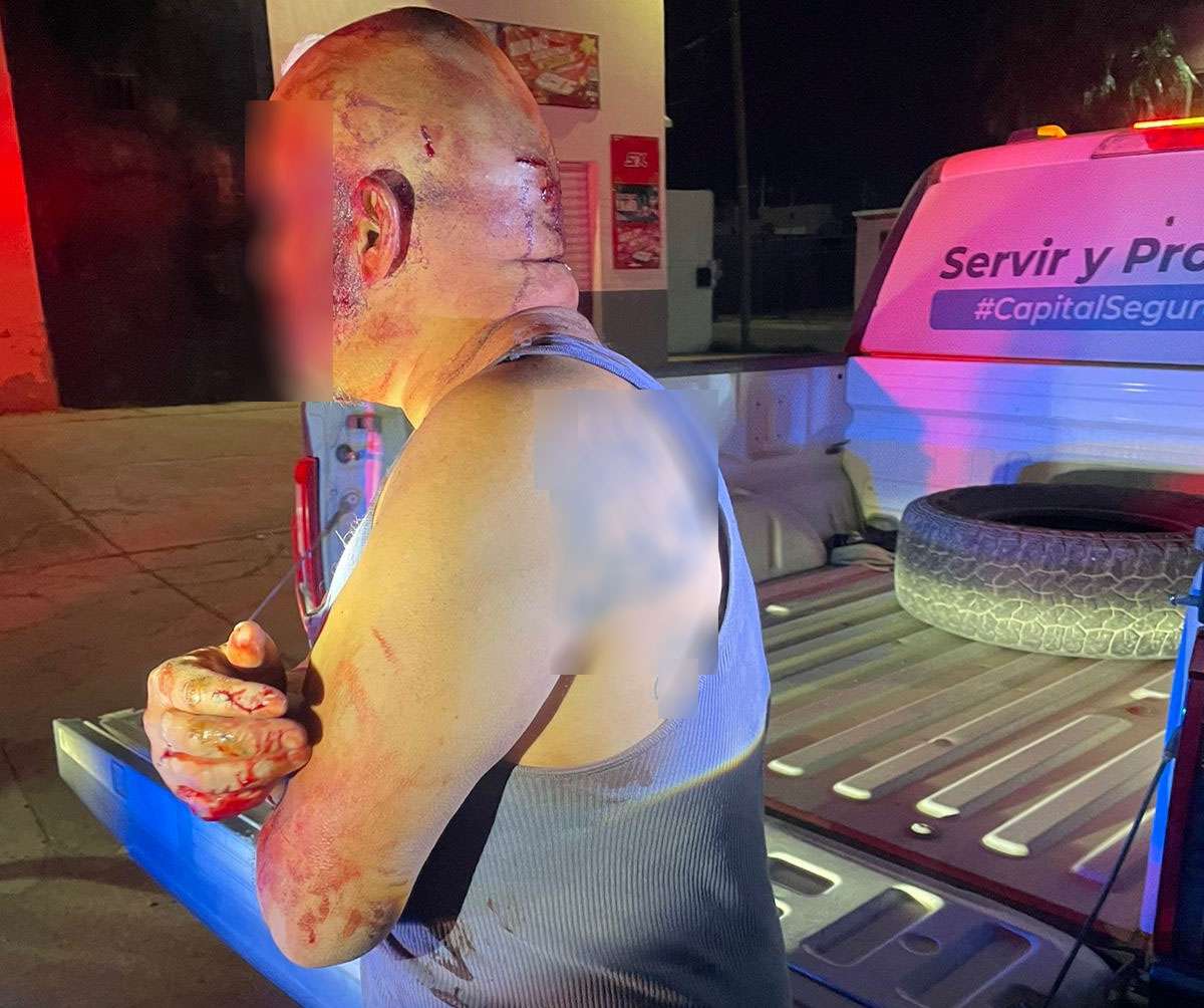 Allana grupo de hombres una casa para agredir a morador