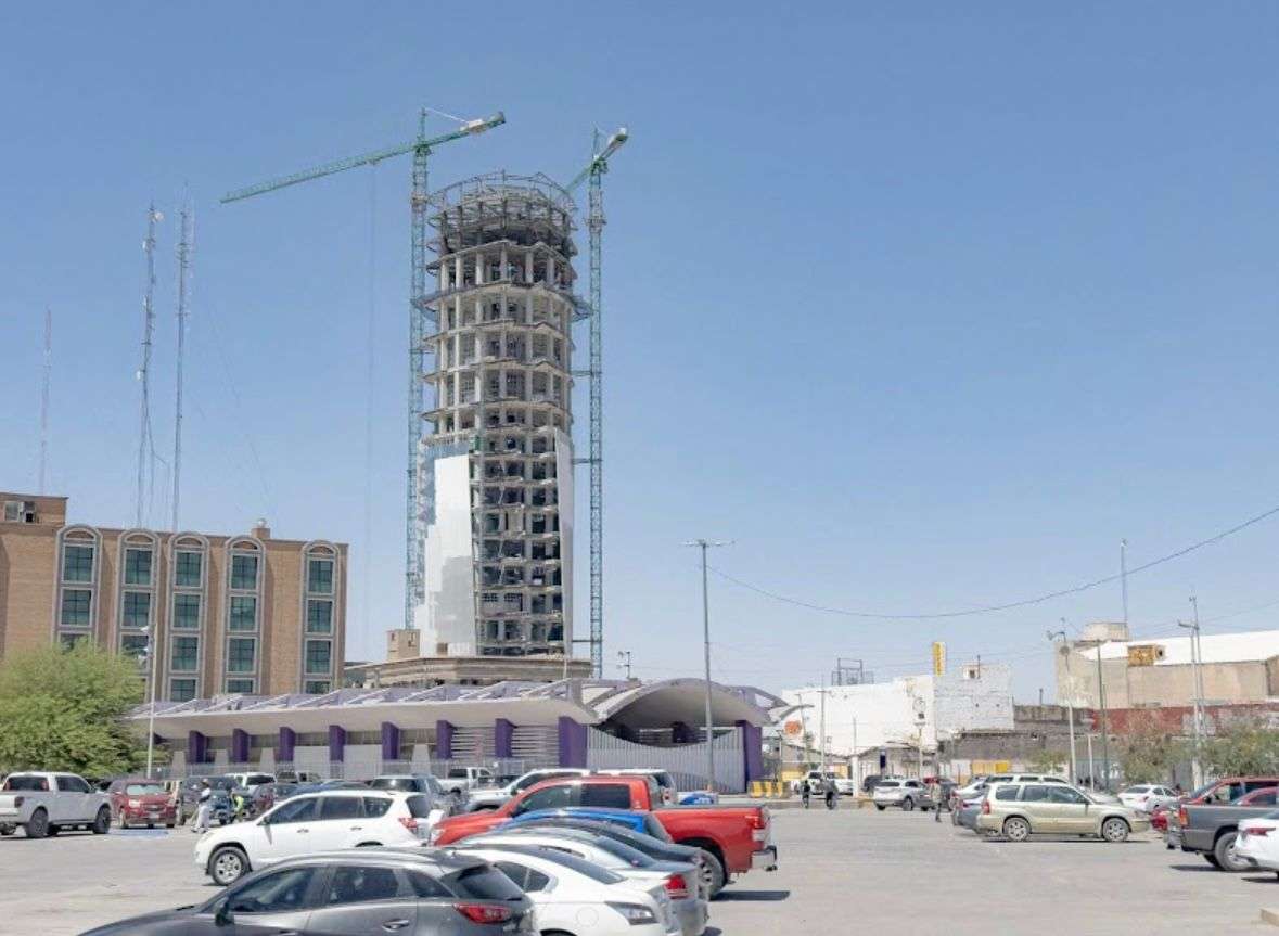 Reclama Elena Rojo irregularidades y retrasos en Torre Centinela