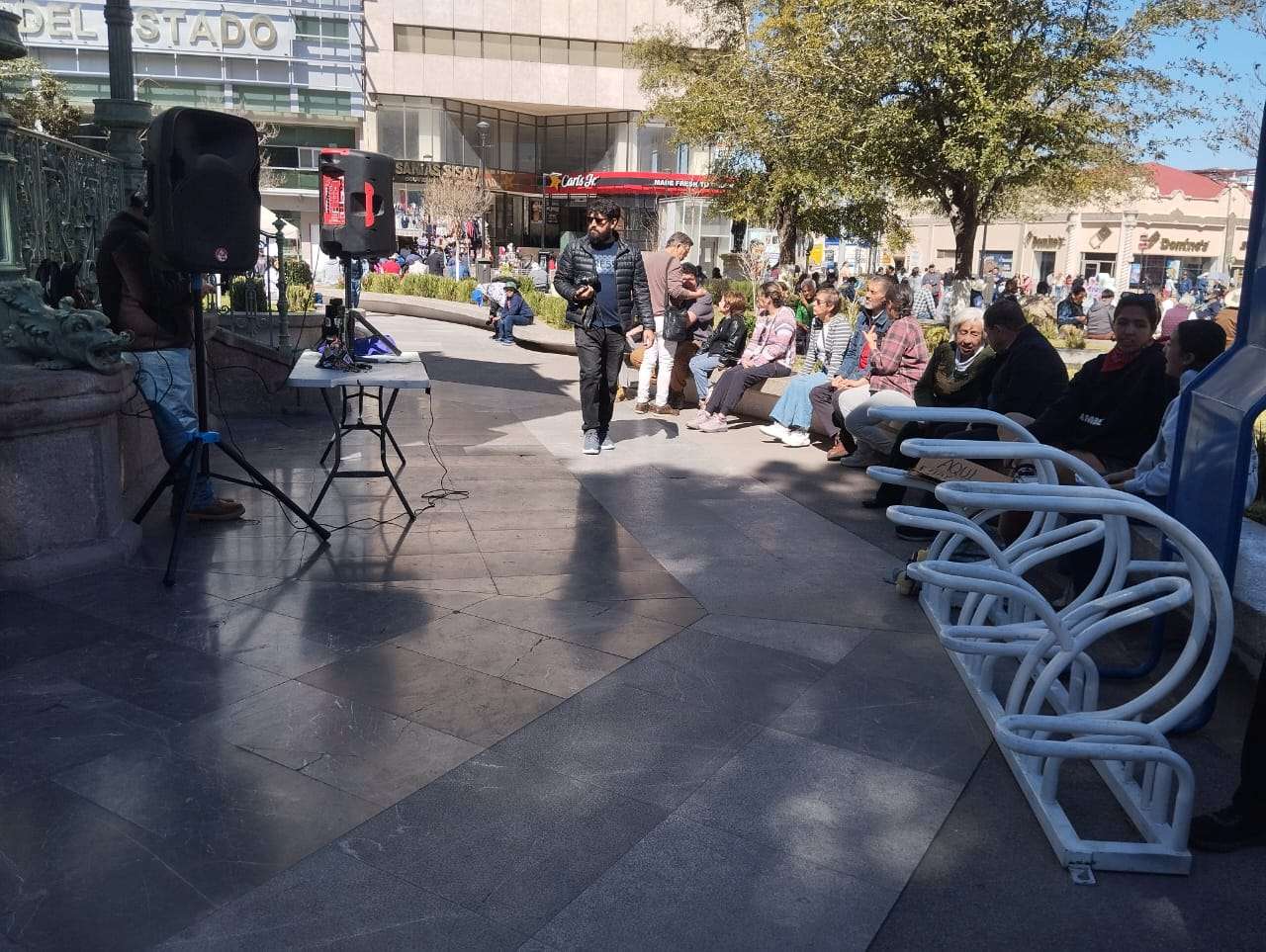 Alzan la voz por Cuba en Plaza de Armas
