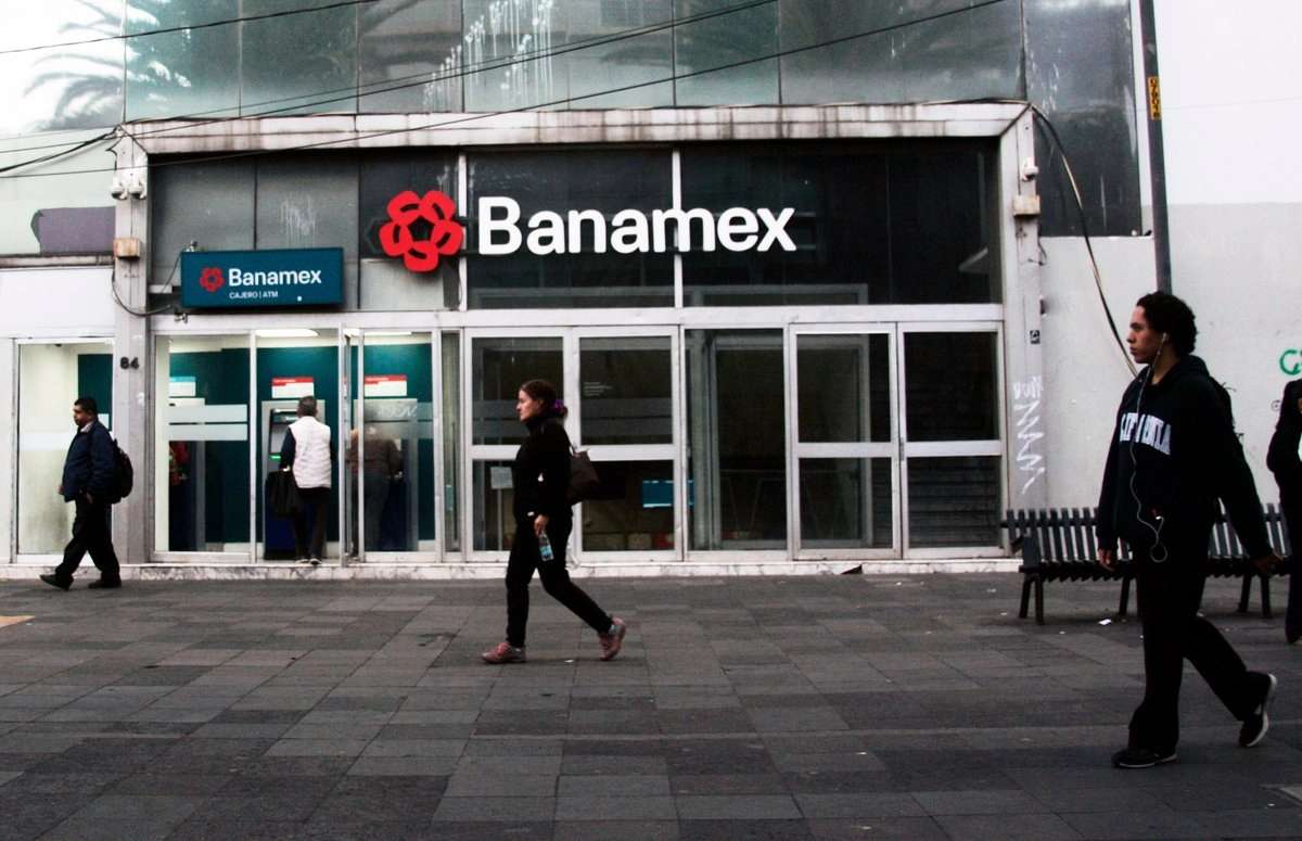 Vende Citi el 24% de Banamex a inversionistas por 43 mil mdp