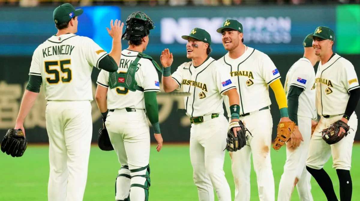 Australia sorprende a China Taipéi en el debut del Clásico Mundial
