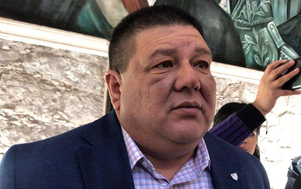 Atacan a agentes en Madera; no hay lesionados 