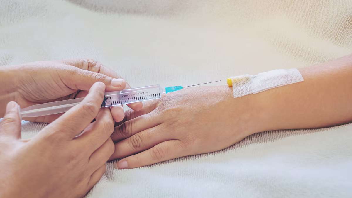 Mueren 4 por sueros vitaminados en Hermosillo