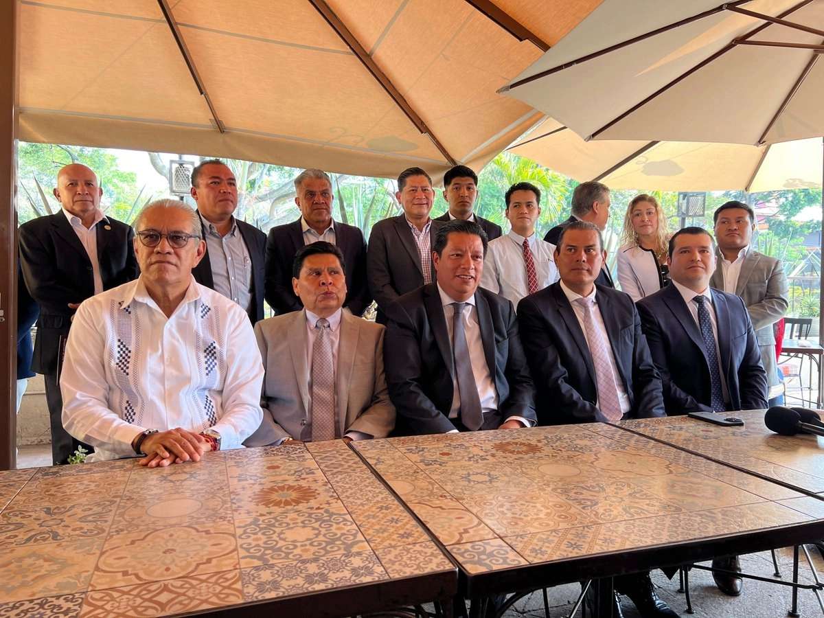 Denuncian abogados detención ilegal de su colega en Morelos