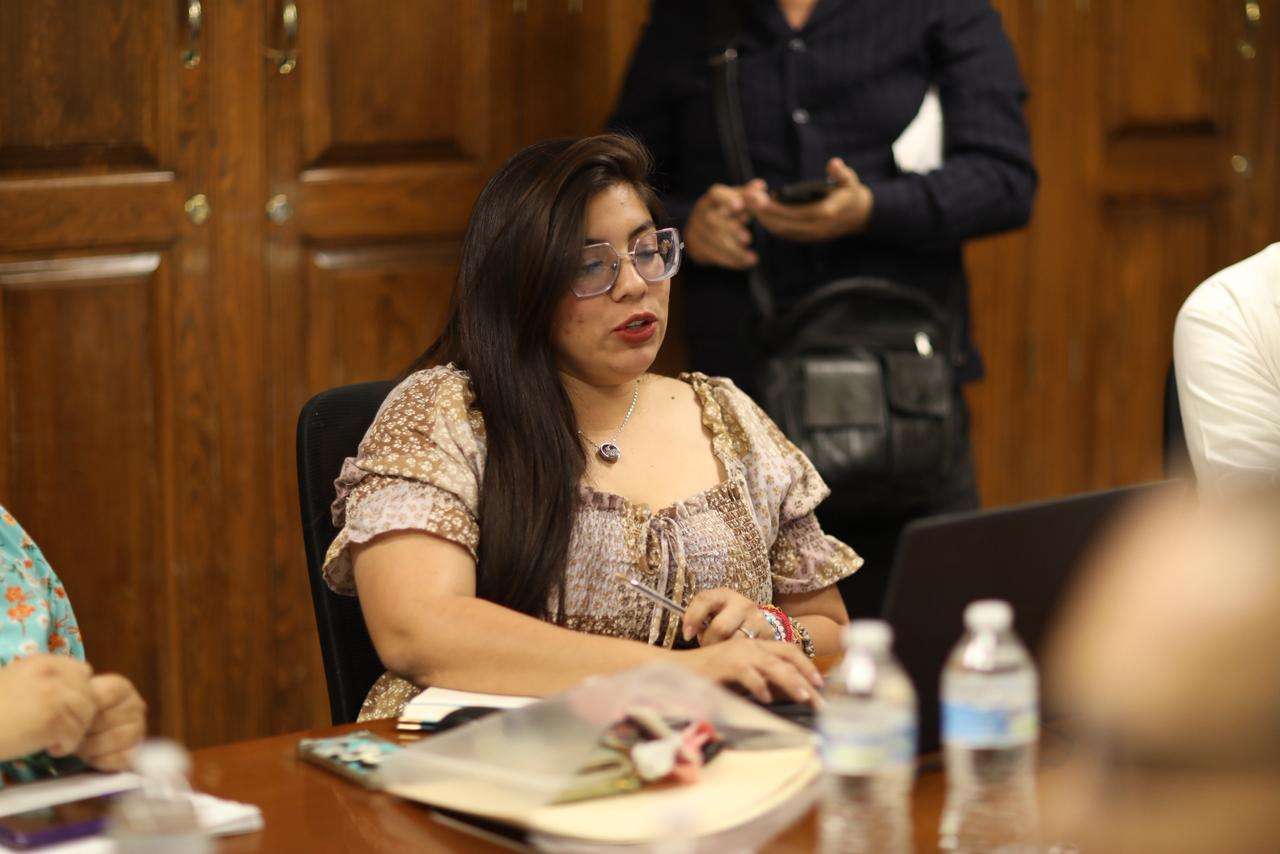 Analizan avance de obras públicas en fraccionamientos y espacios comunitarios