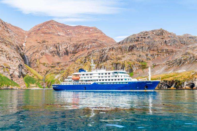 Reportan tres muertos en crucero por posible brote de hantavirus