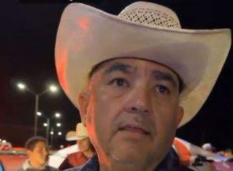 El que no es de aquí, que se regrese: lecheros