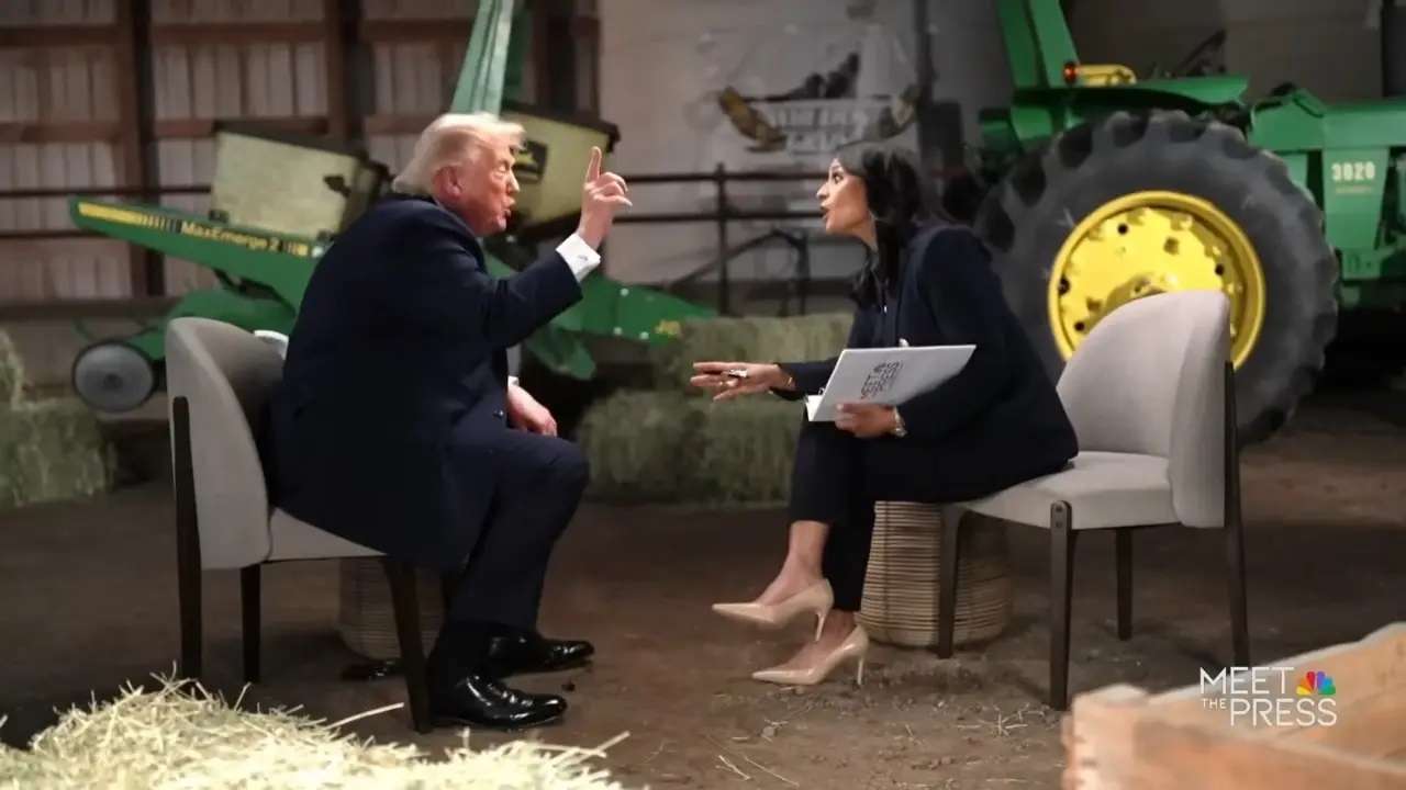 Arremete Trump contra reportera de NBC en transmisión en vivo