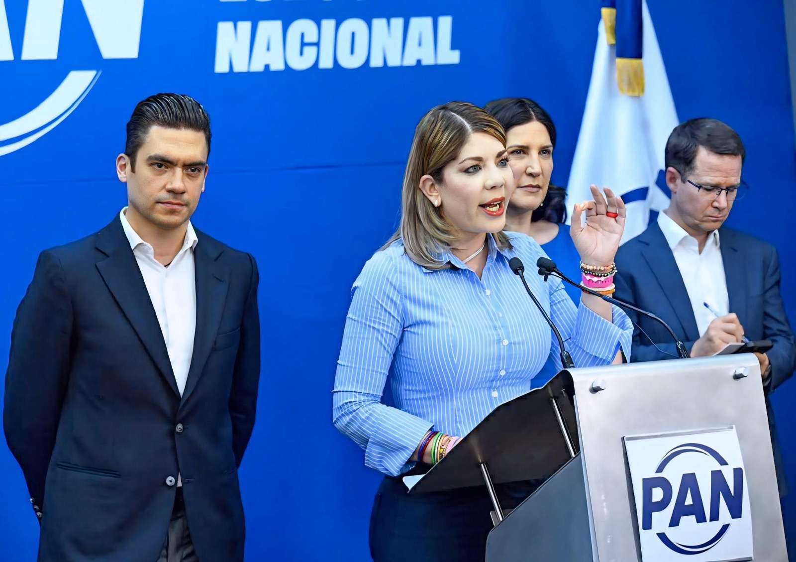 Llama Daniela Álvarez a panistas a frenar ataques entre militantes