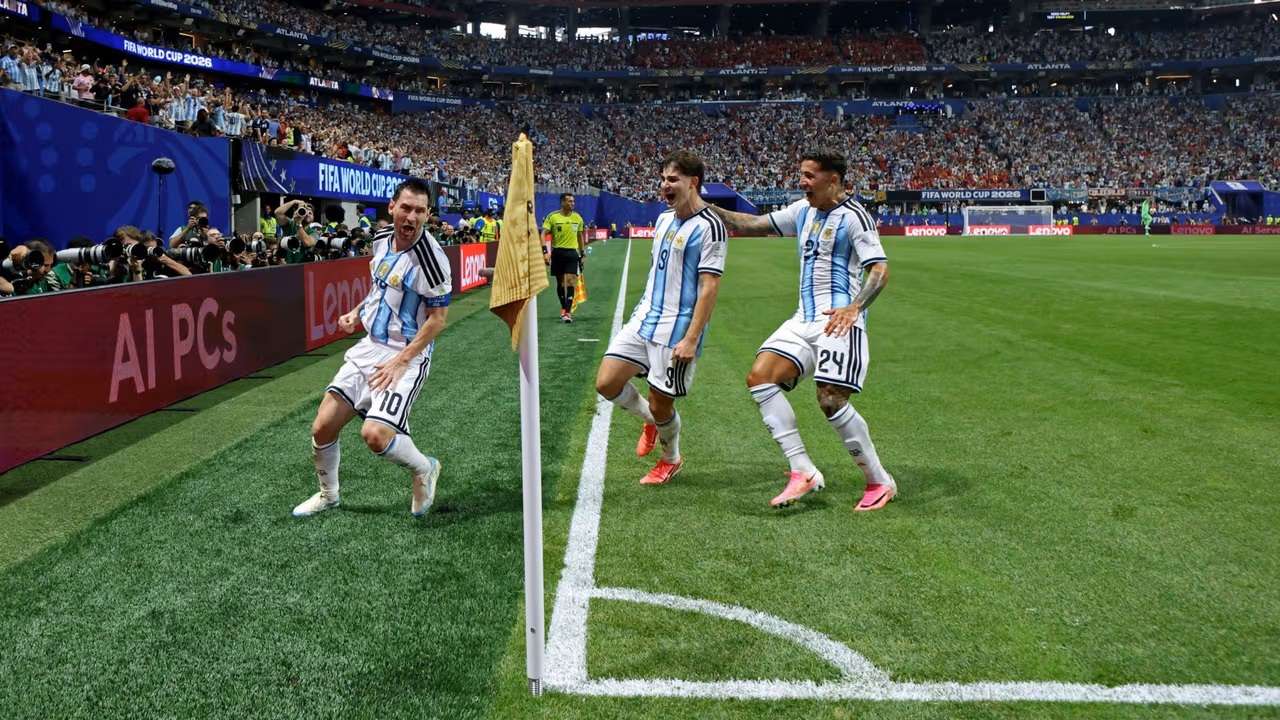 Se adelanta Argentina por la mínima en la primera mitad del encuentro ante Suiza