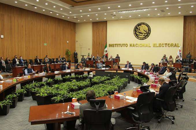 Urge INE activar comisión contra narcocandidatos