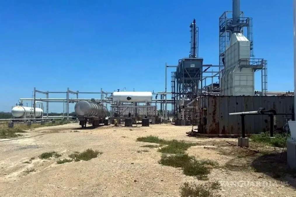 Descubren que criminales operaban su propia refinería
