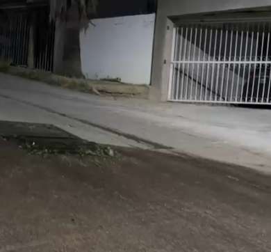 Piden atención urgente a fuga de agua en la Nicolás Bravo