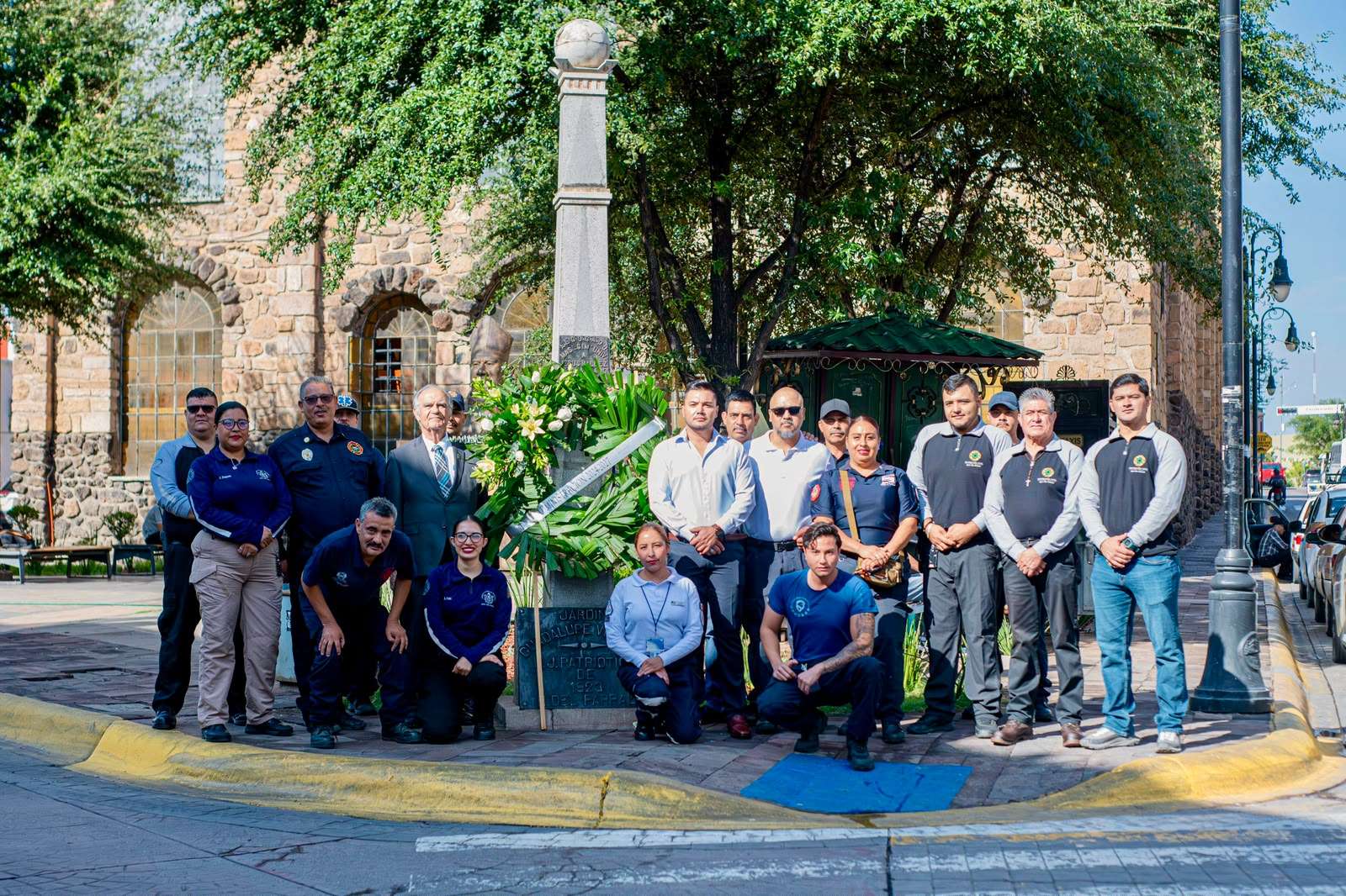 Rinden homenaje a Jesús Valdez Montes El Cuadrado en Parral 
