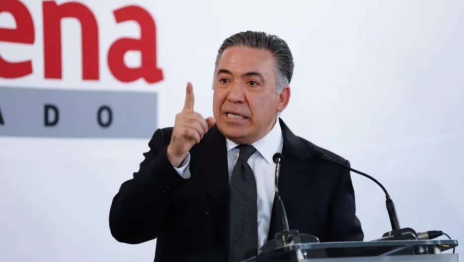 Formaliza Morena salida de Enrique Inzunza de su bancada