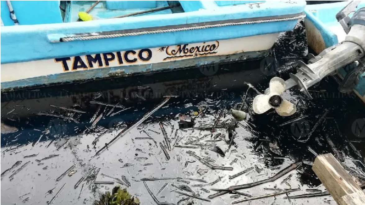 Alertan pescadores por nueva mancha de hidrocarburo en el río Pánuco