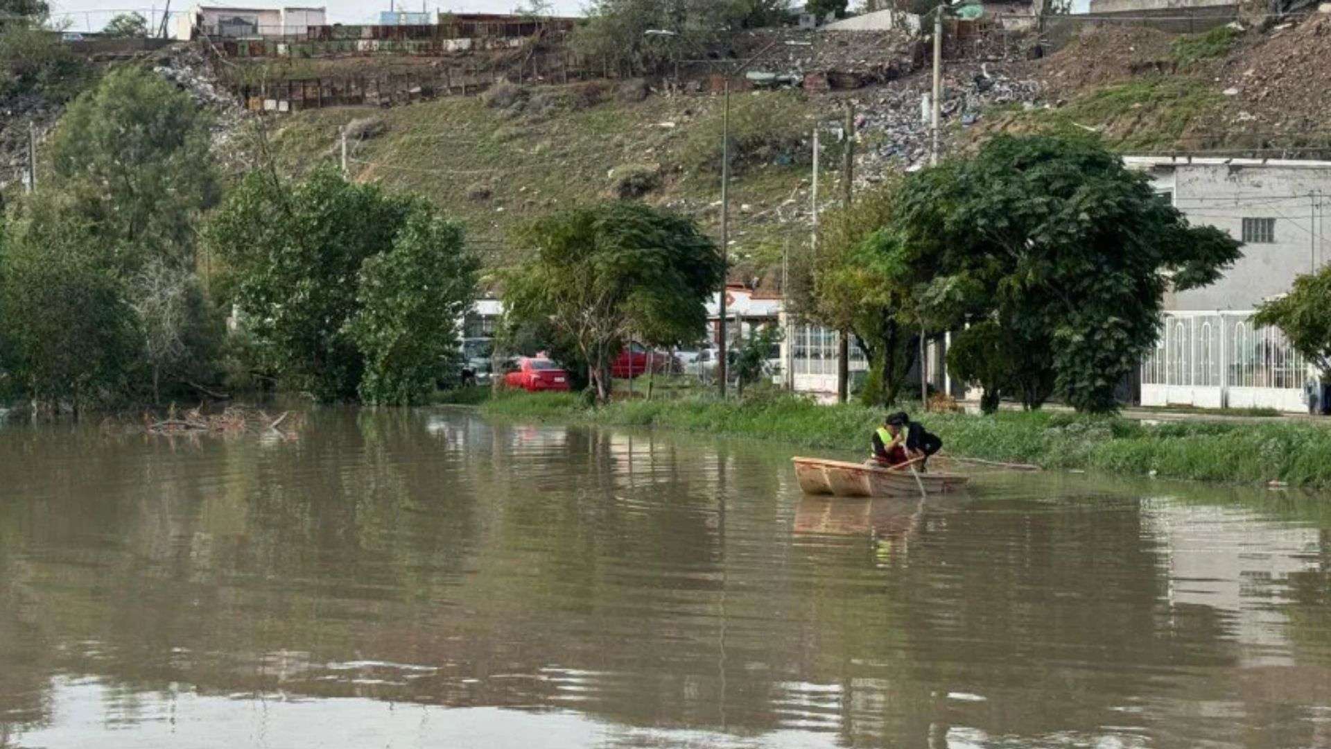 Sacan cuerpo de hombre de dique en Villa Bonita tras horas de búsqueda