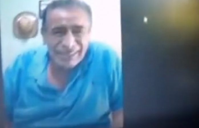 Alumnos dejan plantado a profe en tarde de películas; sólo uno se conectó