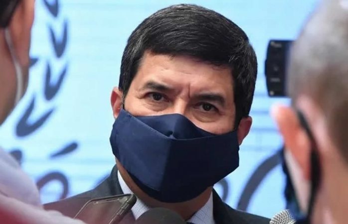 Sesiona consejo de salud para regresar a semáforo rojo mañana